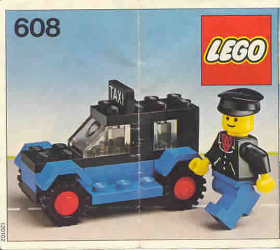 Lego System, 608 Taxi
Komplet med byggevejledning minifigur og alle klodser.
Ingen æske.
Fra ikke-ry