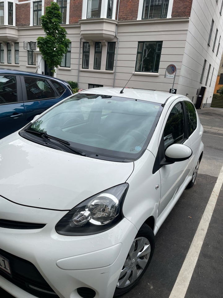 Toyota Aygo, 1,0 VVT-i T2, Benzin