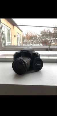 Canon, 800D, Perfekt, Hej, sælger mit kamera da jeg ikke fortograferer længere. Den har en 18-55mm z