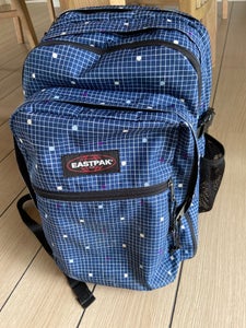 Find Eastpak Skoletaske på DBA køb og salg af nyt og brugt
