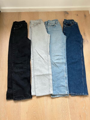 Jeans, Gina Tricot, str. 36, 4 par. De 3 er Gina Tricot og den 4. er Bershka. Alle er str. 36. 

De 