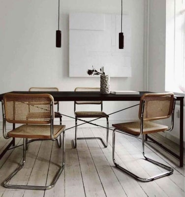 Spisebordsstol, Fransk flet - træ - metal, 8 frisvinger-stole sælges. 

Den franske flet er intakt &