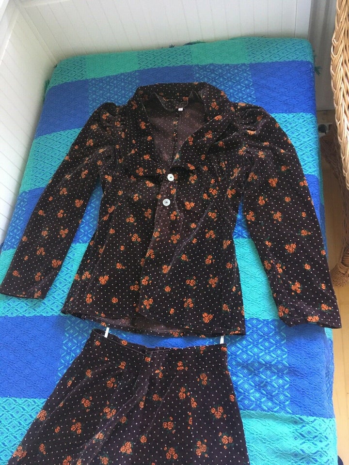 str. 36, Vintage couture, Brun med roser