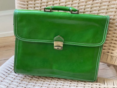Computertaske, Italiensk læder, Vintage taske fra Rom. Fremstår pæn og super flot farve