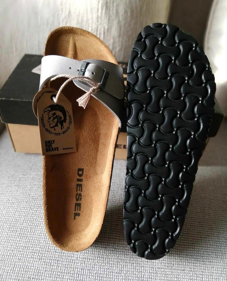 Sandaler, str. 40, Diesel