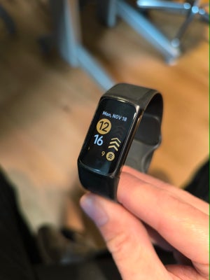 Smartwatch, Fitbit, Sælger Fitbit Charge 6, da jeg har fået et andet ur. Købt d. 10/04-2024 i Power.