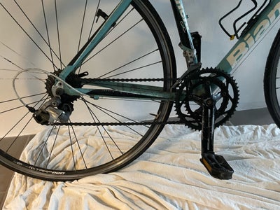 Herreracer, Bianchi Nirone 7, 49 cm stel, 16 gear, Sælger denne fede Bianchi racer cykel som passer 