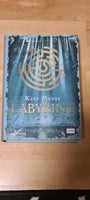 Labyrint, Kate Mosse, genre: roman
