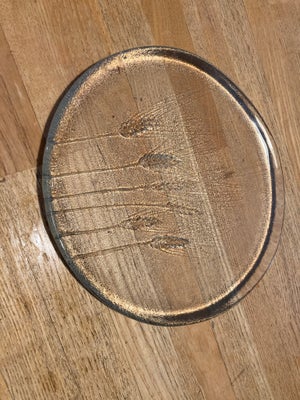 Glas, Fad, Vintage fad, glasfad med havremotiv. Diameter 25cm. 50kr
Kan hentes kbh v eller sendes fo