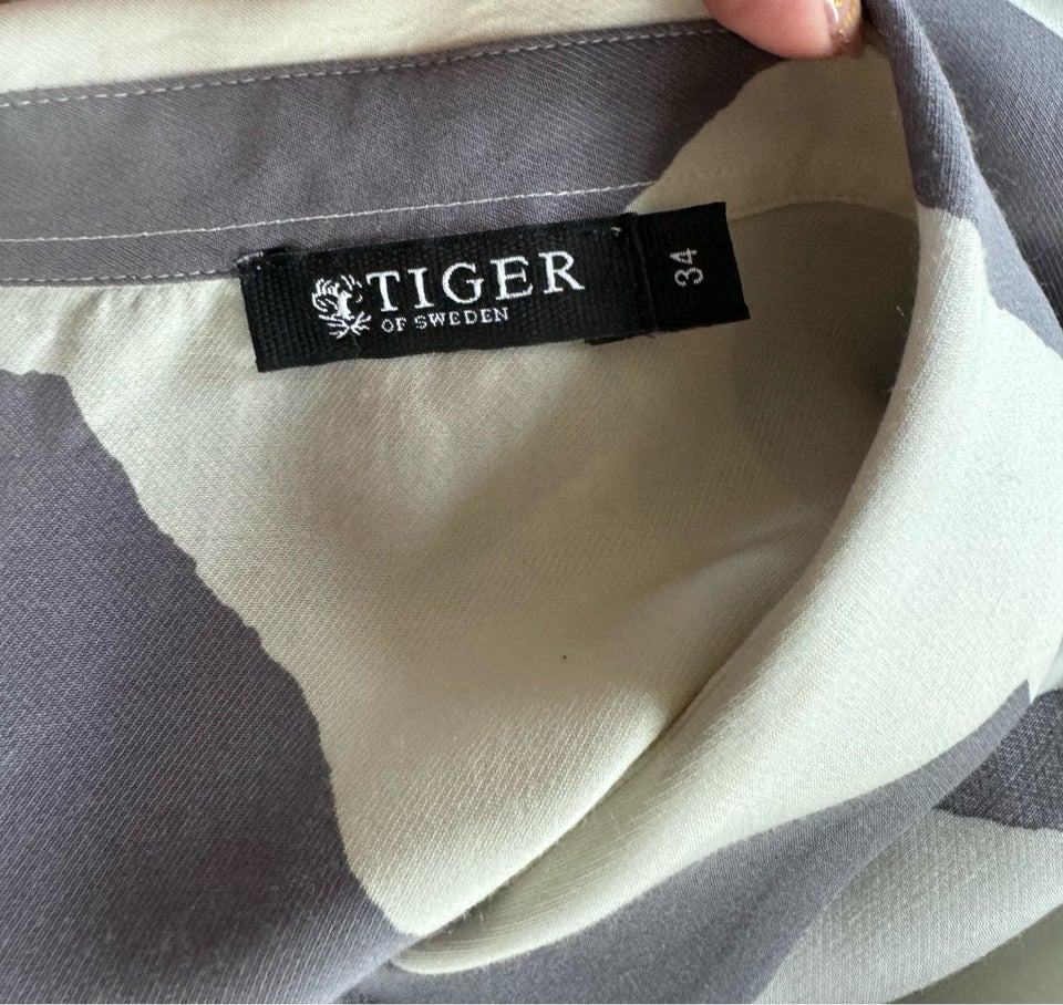 Bluse, Tiger of sweden , str. 34