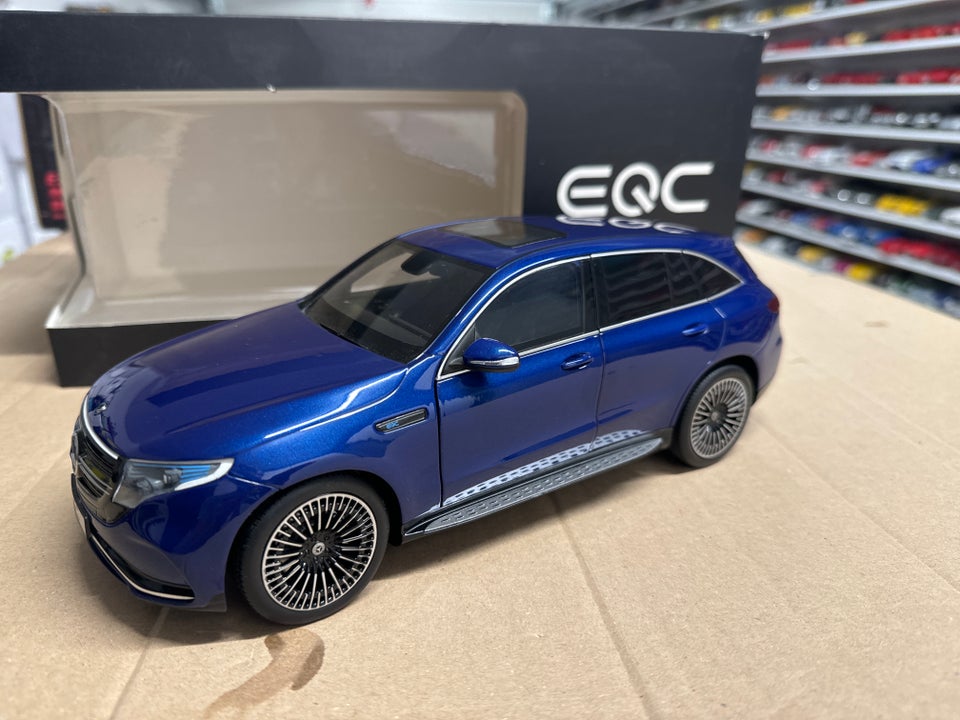 Modelbil, Mercedes EQC 1/18, skala 1:18