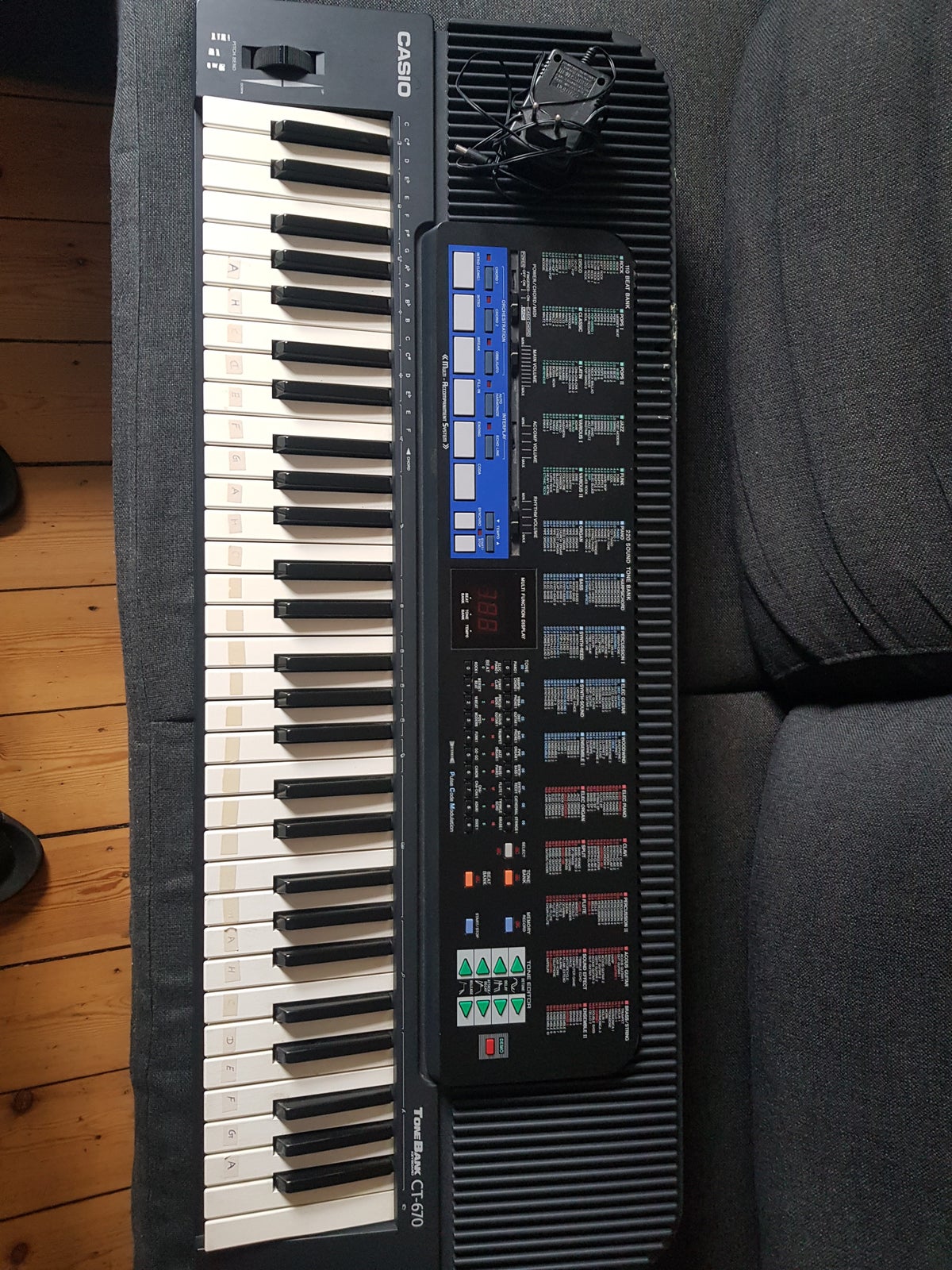 Keyboard, Casio CT-670