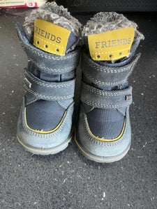 Brudgom Parametre Glamour Find Friends Vinterstøvler på DBA - køb og salg af nyt og brugt