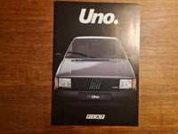 Fiat Uno modelbrochure fra 1985.

28 sider (+1...