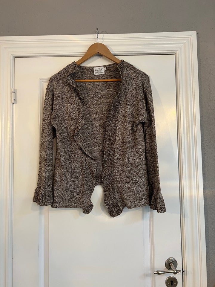 Cardigan, Masai, str. 38