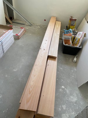 Planker, Douglas, 180/30mm
Ubehandlet massive Douglas gulv planker / brædder.
20stk på ca 320cm
5stk