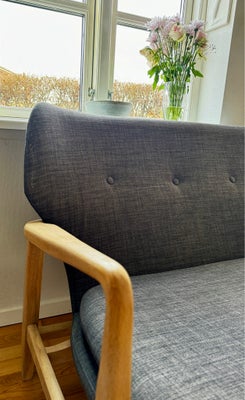 Sofa, uld, 2 pers., Utrolig elegant og stilfuld sofa i fin uldblanding og ubehandlet eg. 
Næsten som