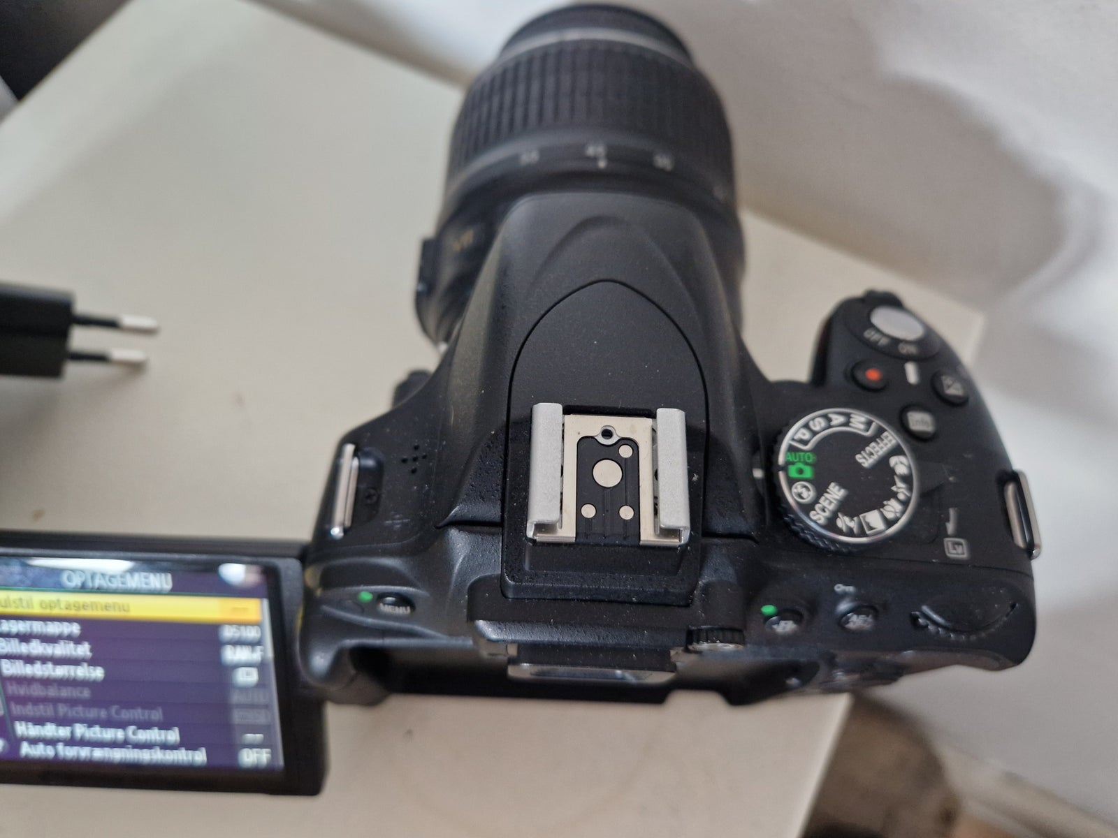 Nikon 5100D, spejlrefleks, (18-55) x optisk zoom