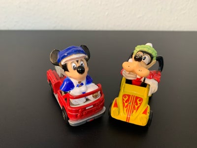 Samlefigurer, Figur bil, 2 super flotte Disney matchbox biler fra 1979 med hhv. Fedtmule og Mickey M