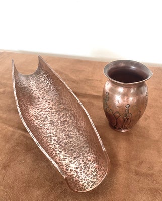 Borddekoration / vase, Deco unika fad, Stort unika fad i hammerslået kobber, en flot og charmerende 