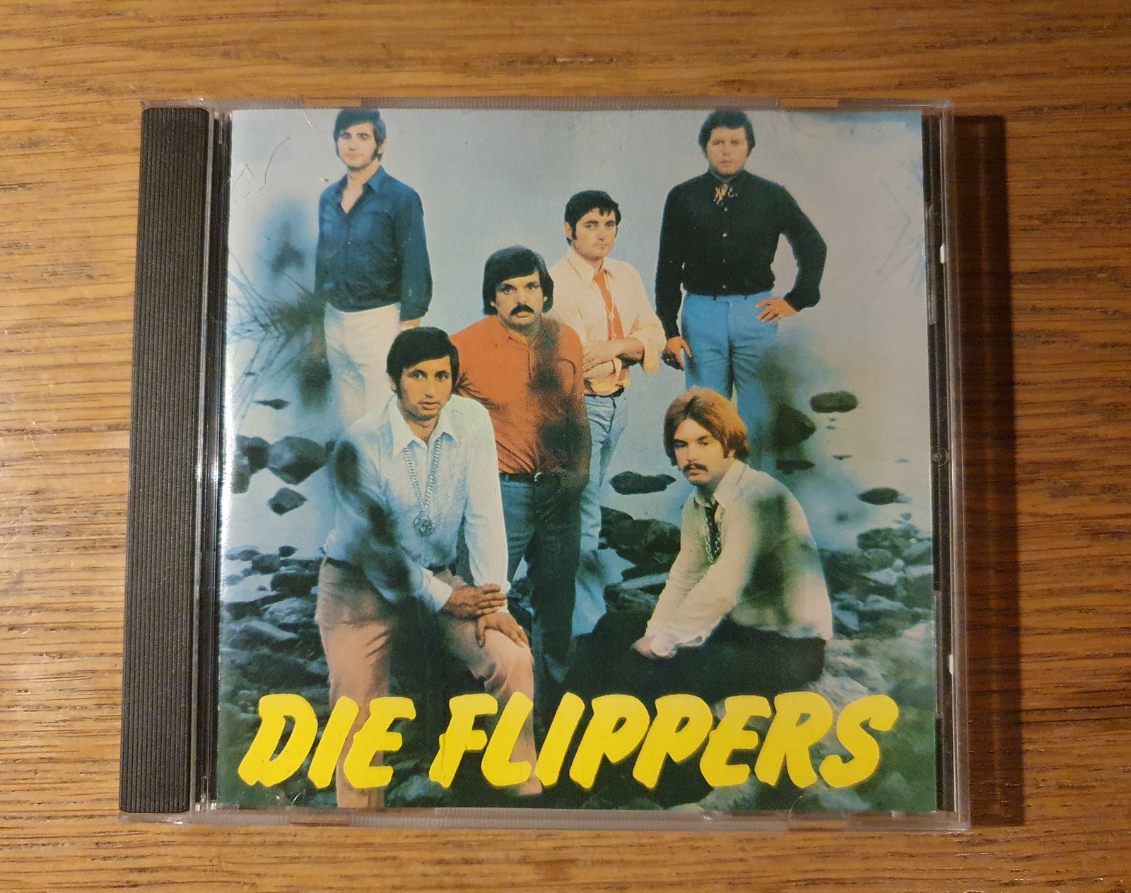 Die Flippers: Die Flippers, andet