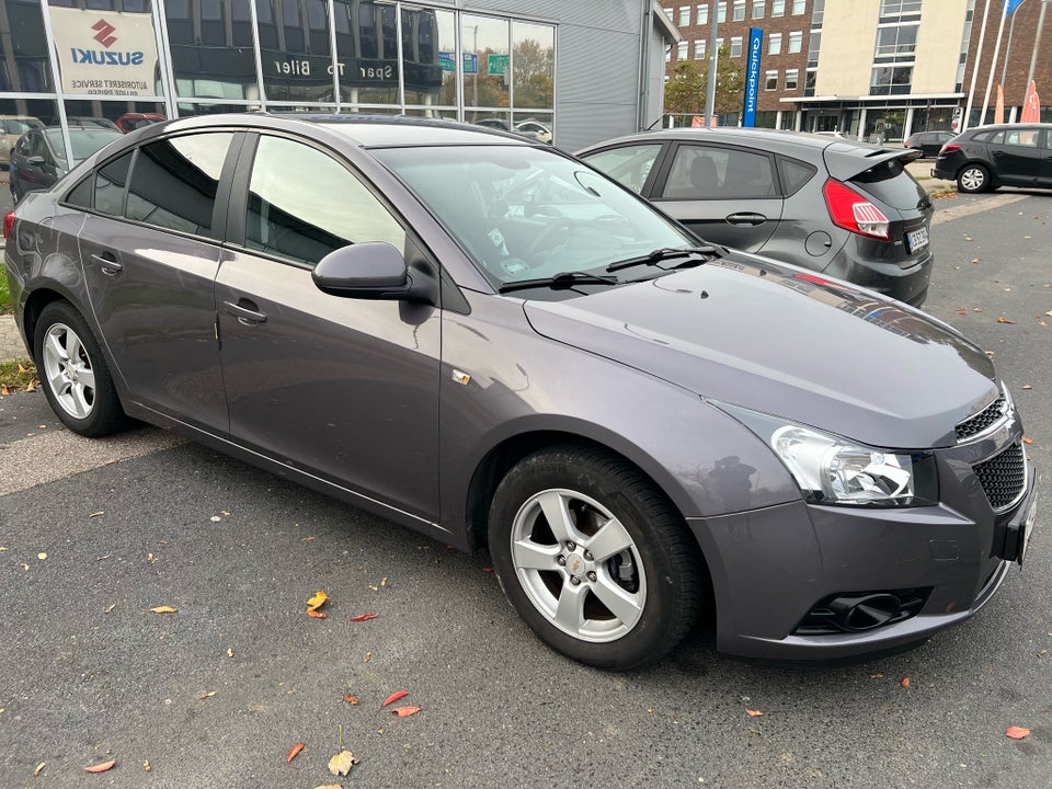 Super flot og vedligeholdt Chevrolet Cruze 1,8LS