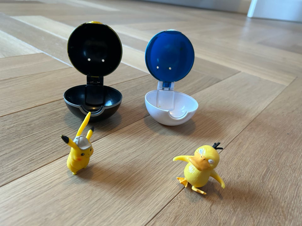 Blandet legetøj, Pokemon Ball med figur, Pokemon