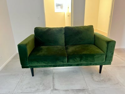 Sofa, polyester, 2 pers. , ILVA, Den velkendte “MEXICO” sofa fra ILVA i grønt velour look. 

Superbl