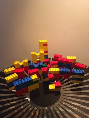 Lego Duplo,  Klodser i forskellige farver, Lego Duplo, Klodser i forskellige farver

Duplo store leg