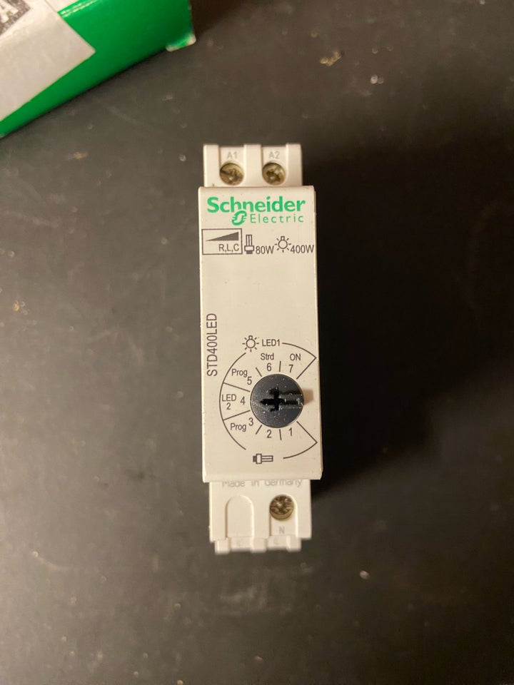 Lysdæmper, Schneider Electric