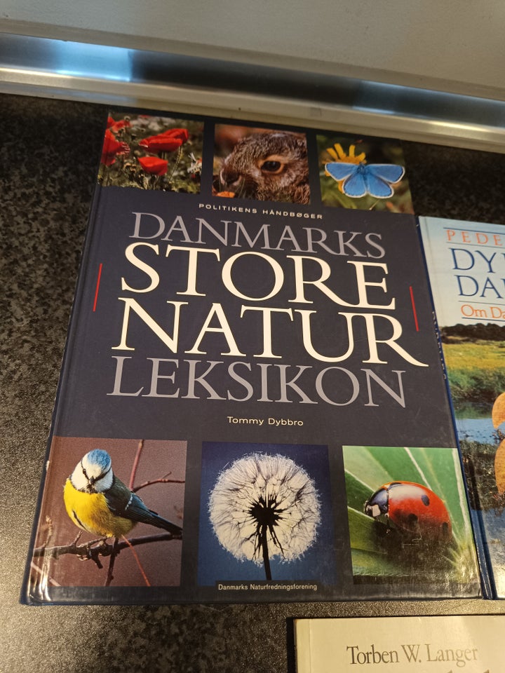 Danmarks store naturleksikon & Dyrenes Danmark, emne: dyr