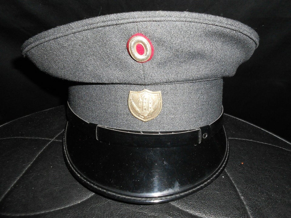 Uniform, uniformskasket