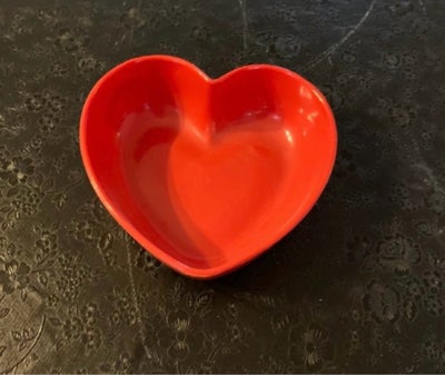 Julepynt - lille hjerte skål i hård plast, Sender gerne på købers regning :)
