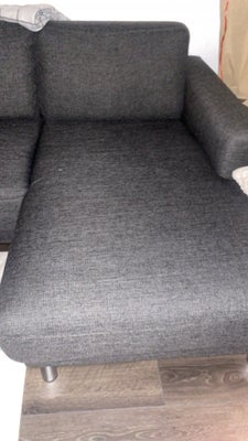 Sofa, Sælger denne 3 pers sofa. Den fejler sådan set ikke det store selvom den er nogle år gammel. S