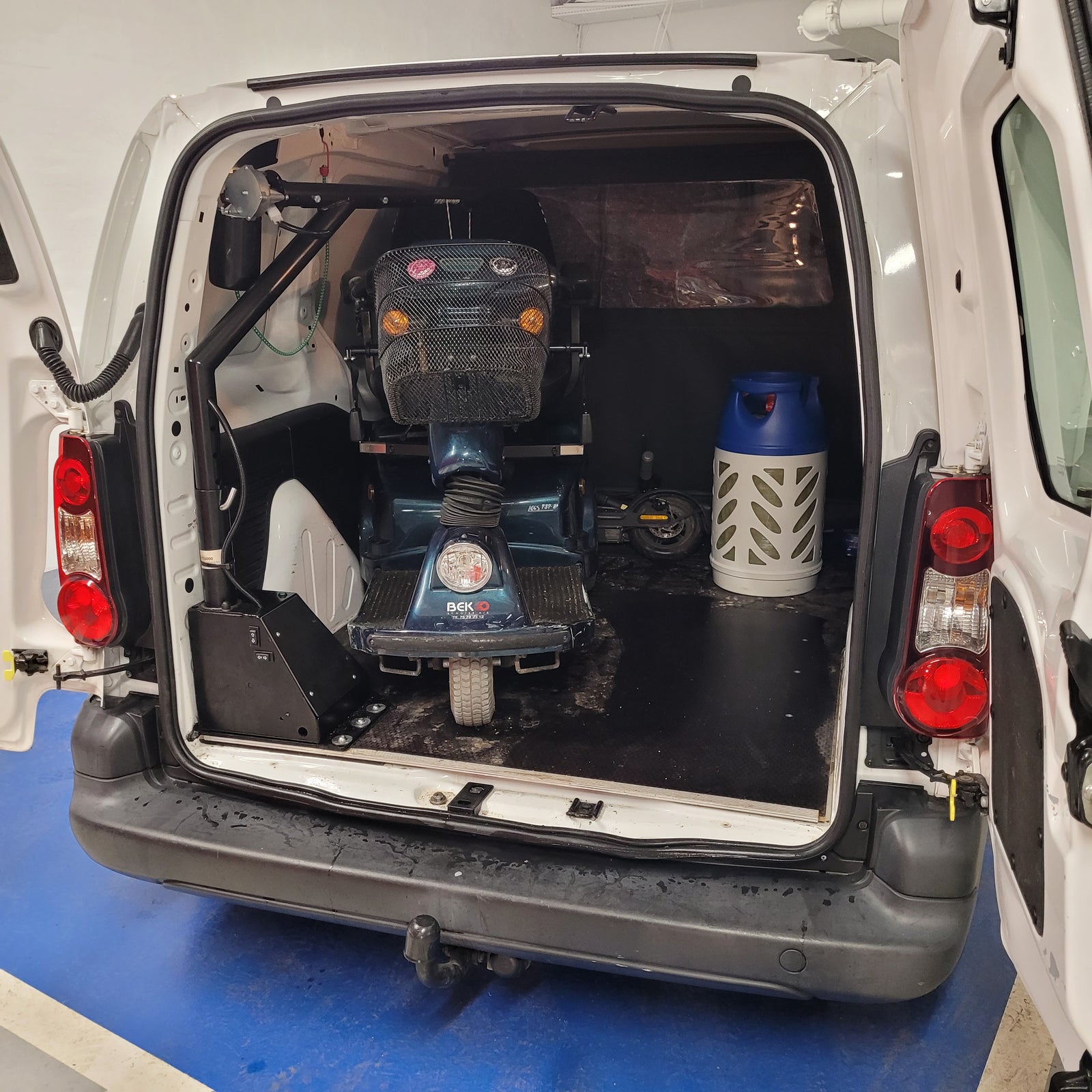 Peugeot, Partner, 1,6 BlueHDi 100 L1 Premium ESG Van