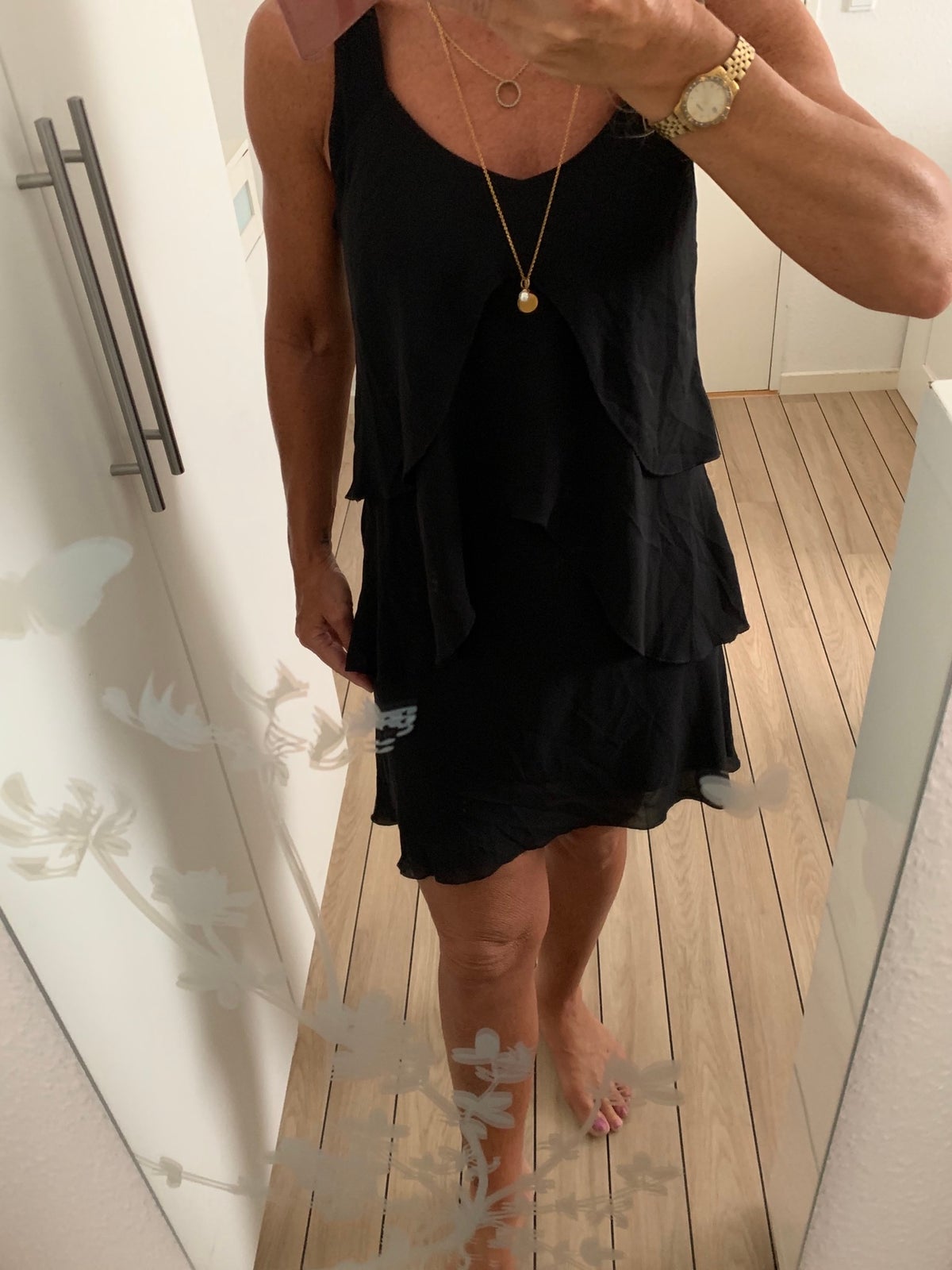 Festkjole, Neo Noir kjole i sort festkjole str. S / Small , str. – – Køb og Salg af Nyt og Brugt