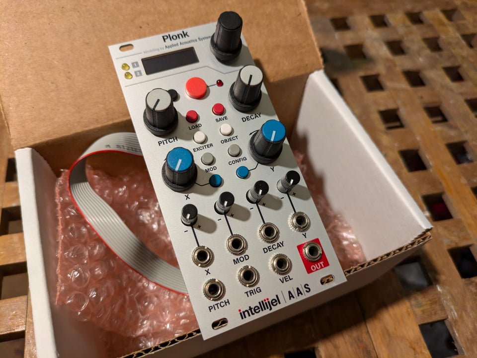 Eurorack, Intellijel Designs Plonk