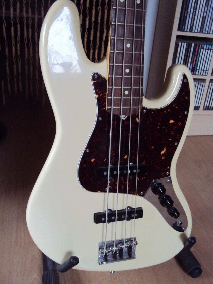 Elbas, Fender (US) Jazz