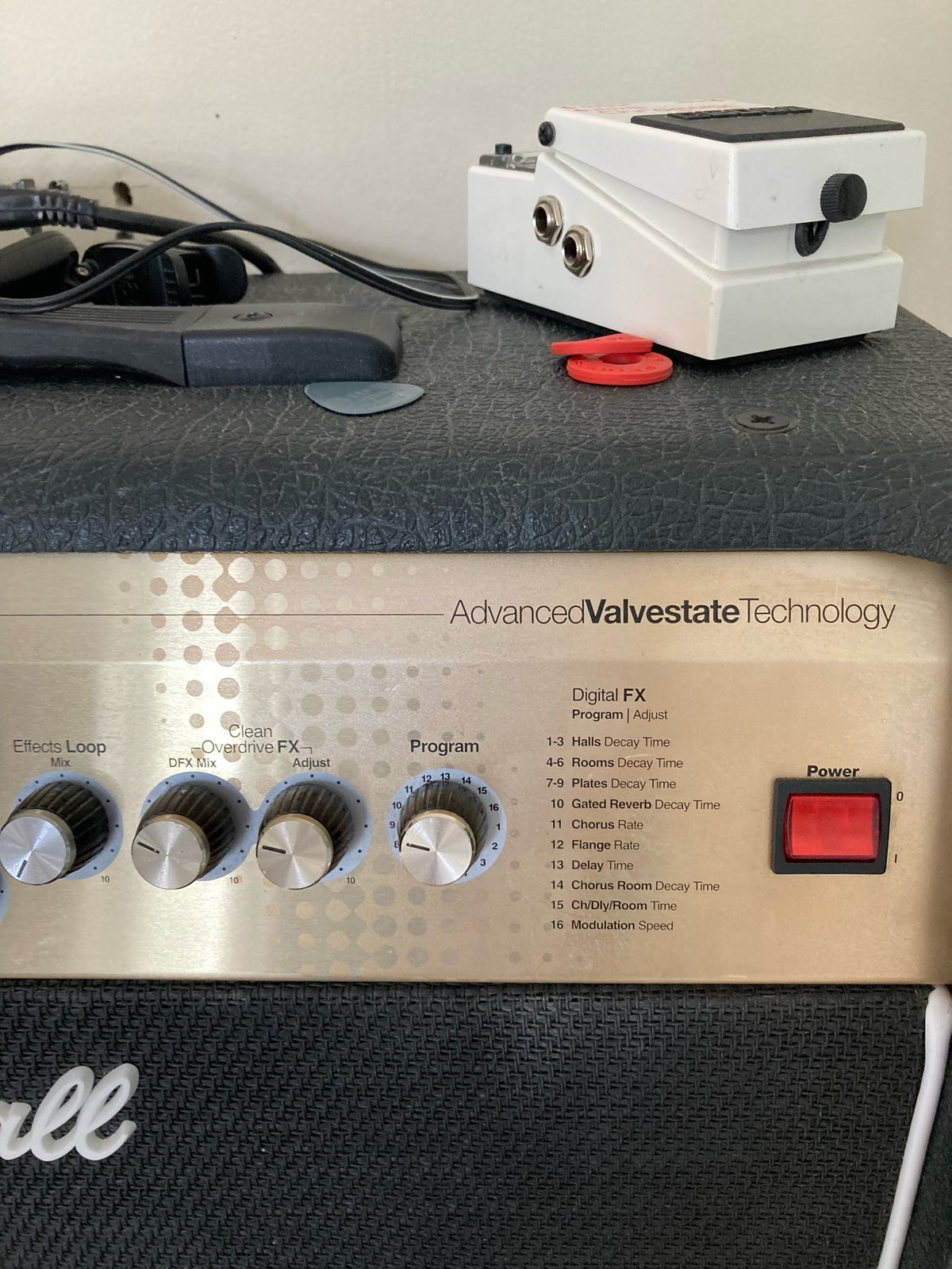 Guitarcombo, Marshall AVT100, 100 W