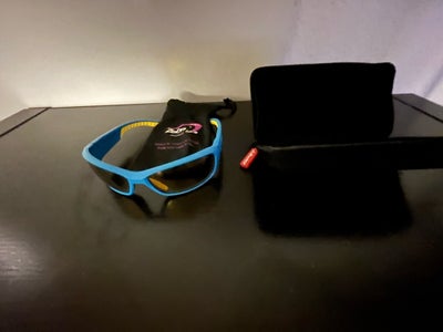 Solbriller unisex, Julbo Zebra, Julbo Zebra Photochromic Antifog solbriller

Nypris: 1199kr

Pris: 3