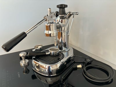 Espressomaskine, La Pavoni, Model Europiccola 0,8l vandtank m. indikator for vandstand. Maskinen er 