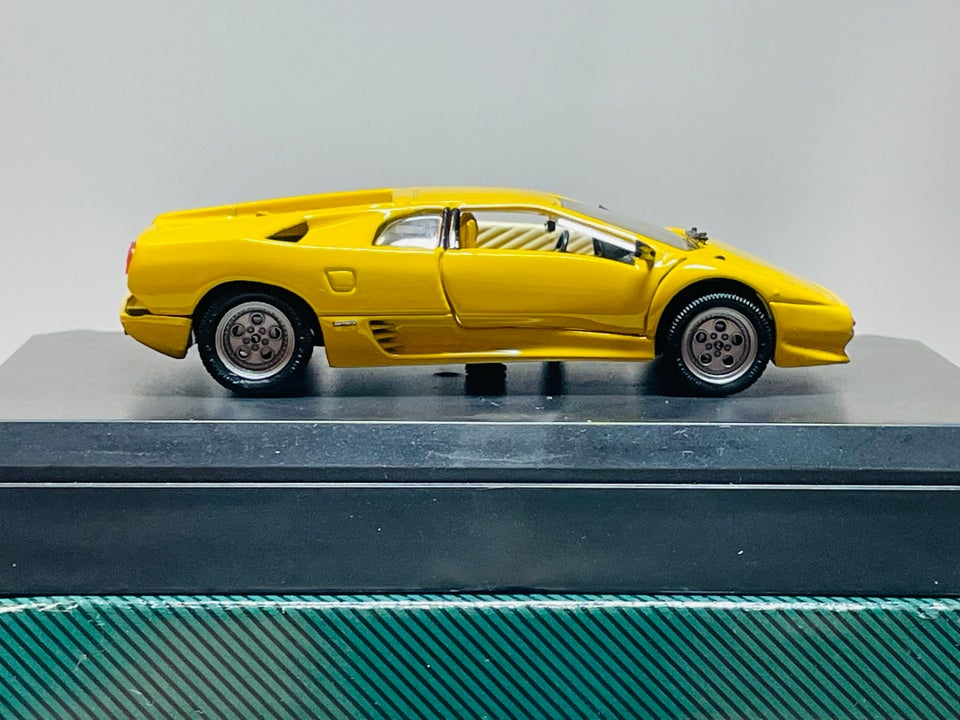 Modelbil, Detailcars Art no 110 Lamborghini Diablo, skala