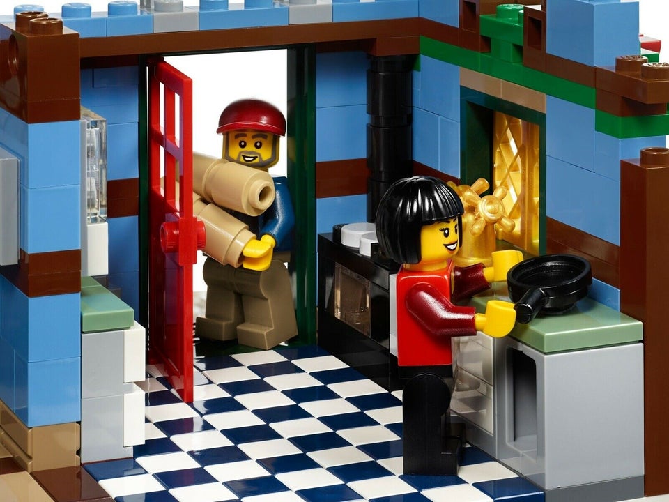 Lego Creator, 10229 Winter Village Cottage UÅBNET