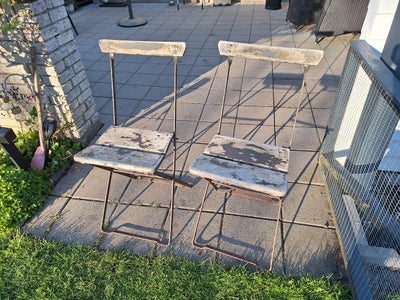 Militær, Klapstole/feltstole, 2 stk. gamle militær klapstole sælges.
Anvendt af den Danske hær.
Muli