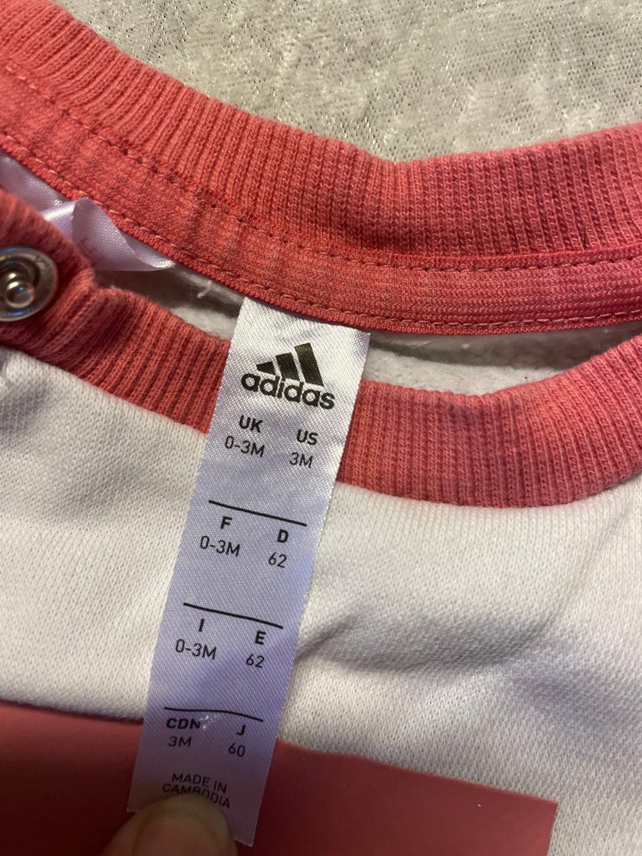 Blandet tøj, Adidas, str. 62