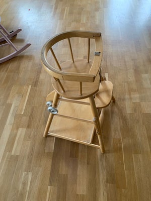 Højstol, Retro, Gratis 70’ersag af et børnemøbel med to funktioner. Når stolen er klappet ned, bruge