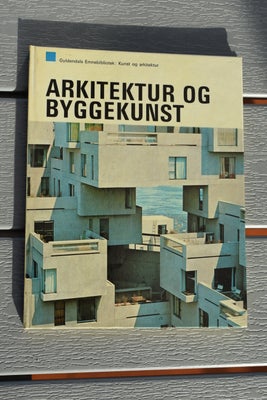 Arkitektur og Byggekunst, Gyldendals Emnebibliotek, år 1970, Rimelig stand

63 sider

Kan afhentes h