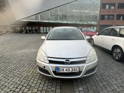 Opel Astra, 1,4 16V Limited, Benzin, 2006, 5-dørs, Opel astra sælges køre godt i motor og gearkassen