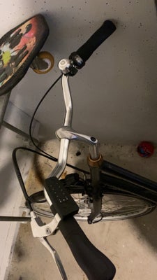 Damecykel,  andet mærke, Hej sælger denne el cykel med nøgler til lås og batteriet kan kører op til 