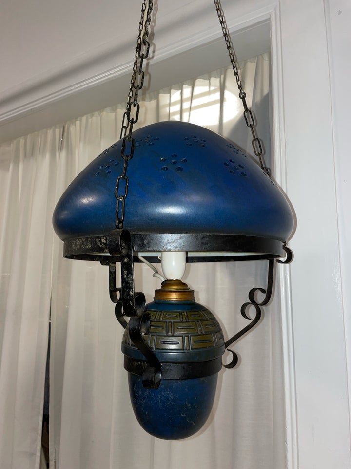 Anden loftslampe, Loftslampe i keramik